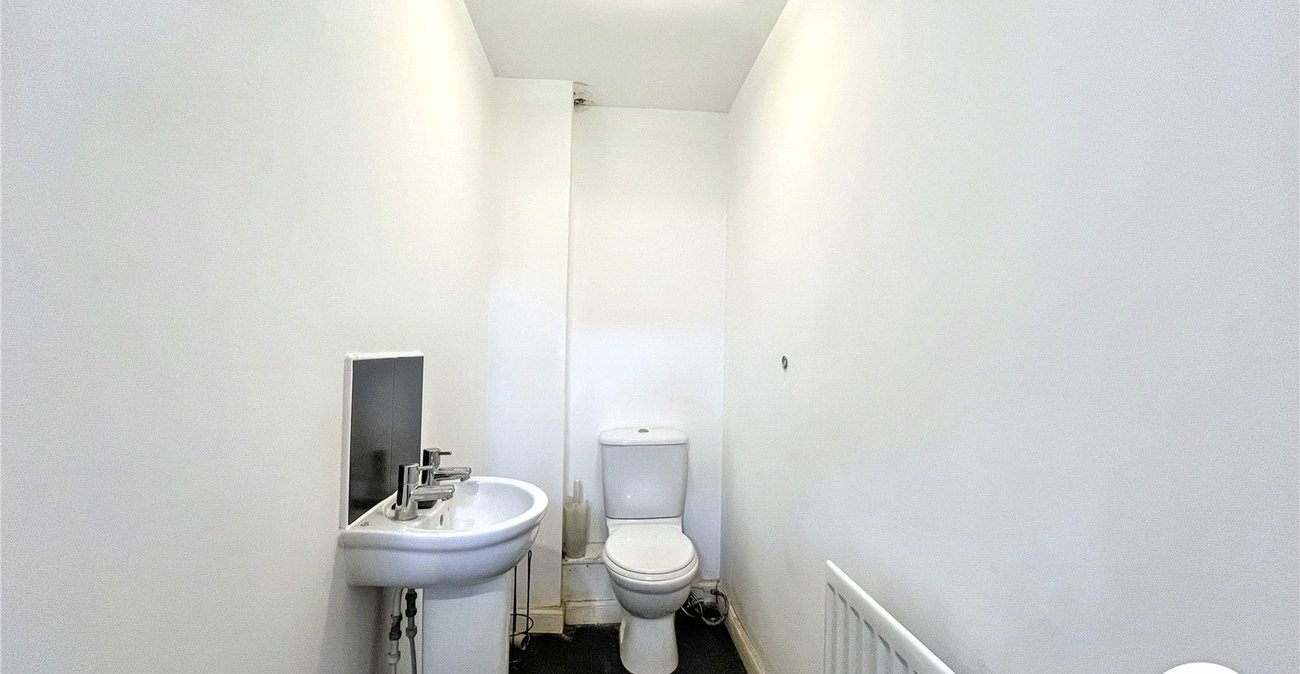 4 bedroom property for sale in Sittingbourne | Robinson Michael & Jackson