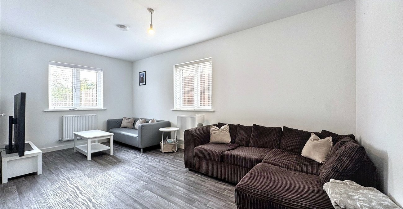 3 bedroom house for sale in Rainham | Robinson Michael & Jackson