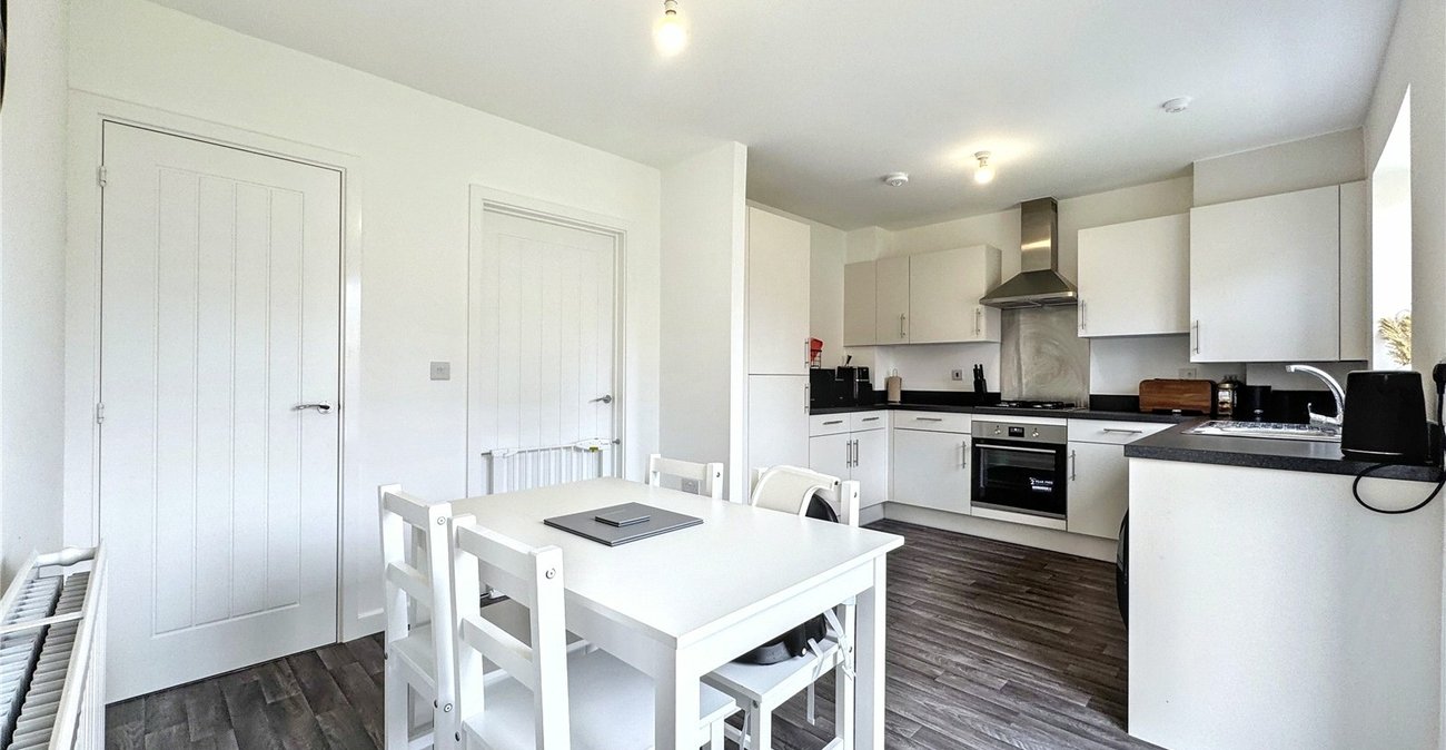 3 bedroom house for sale in Rainham | Robinson Michael & Jackson