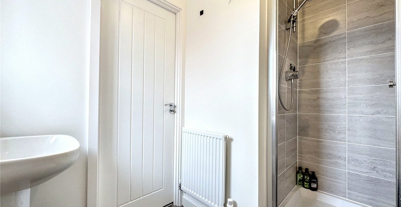 3 bedroom house for sale in Rainham | Robinson Michael & Jackson