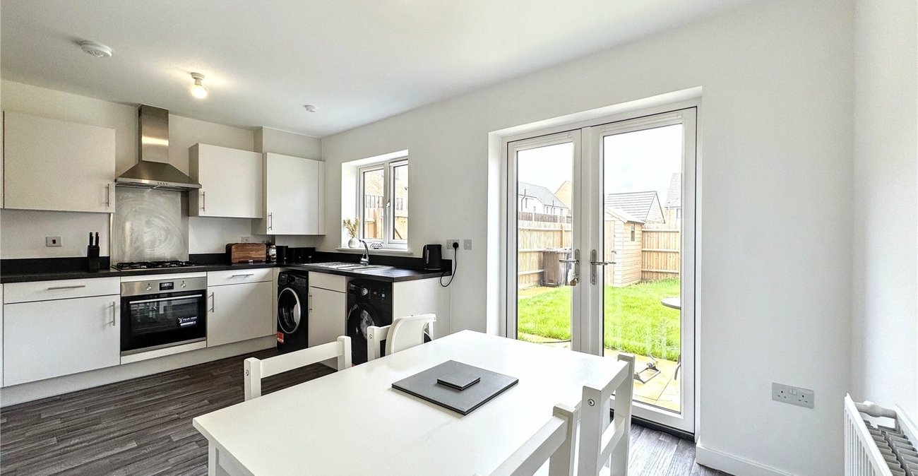 3 bedroom house for sale in Rainham | Robinson Michael & Jackson
