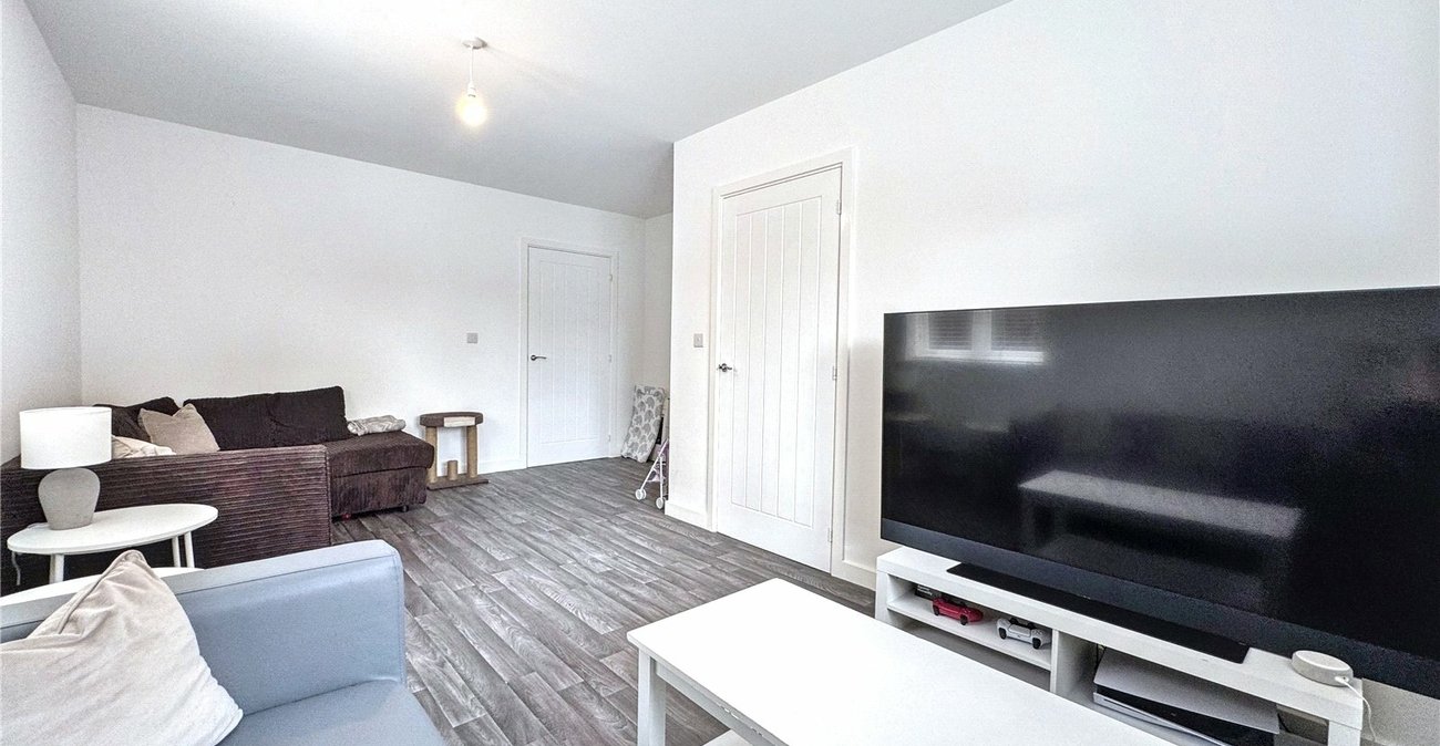 3 bedroom house for sale in Rainham | Robinson Michael & Jackson