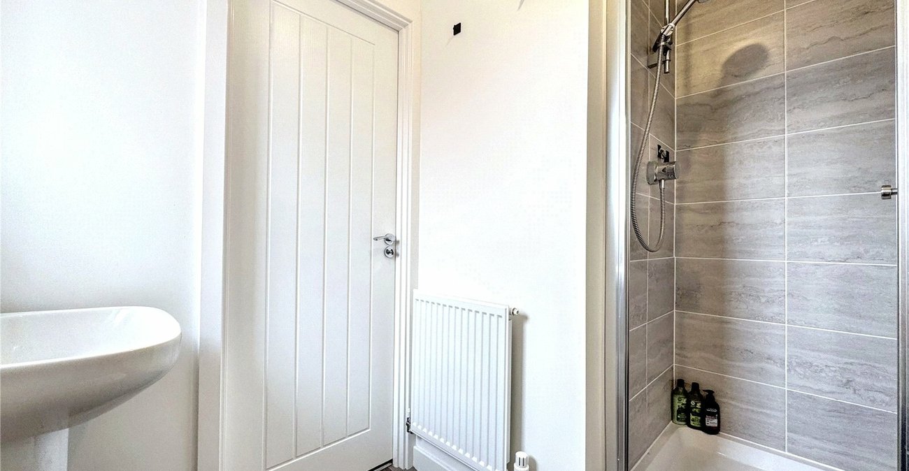 3 bedroom house for sale in Rainham | Robinson Michael & Jackson