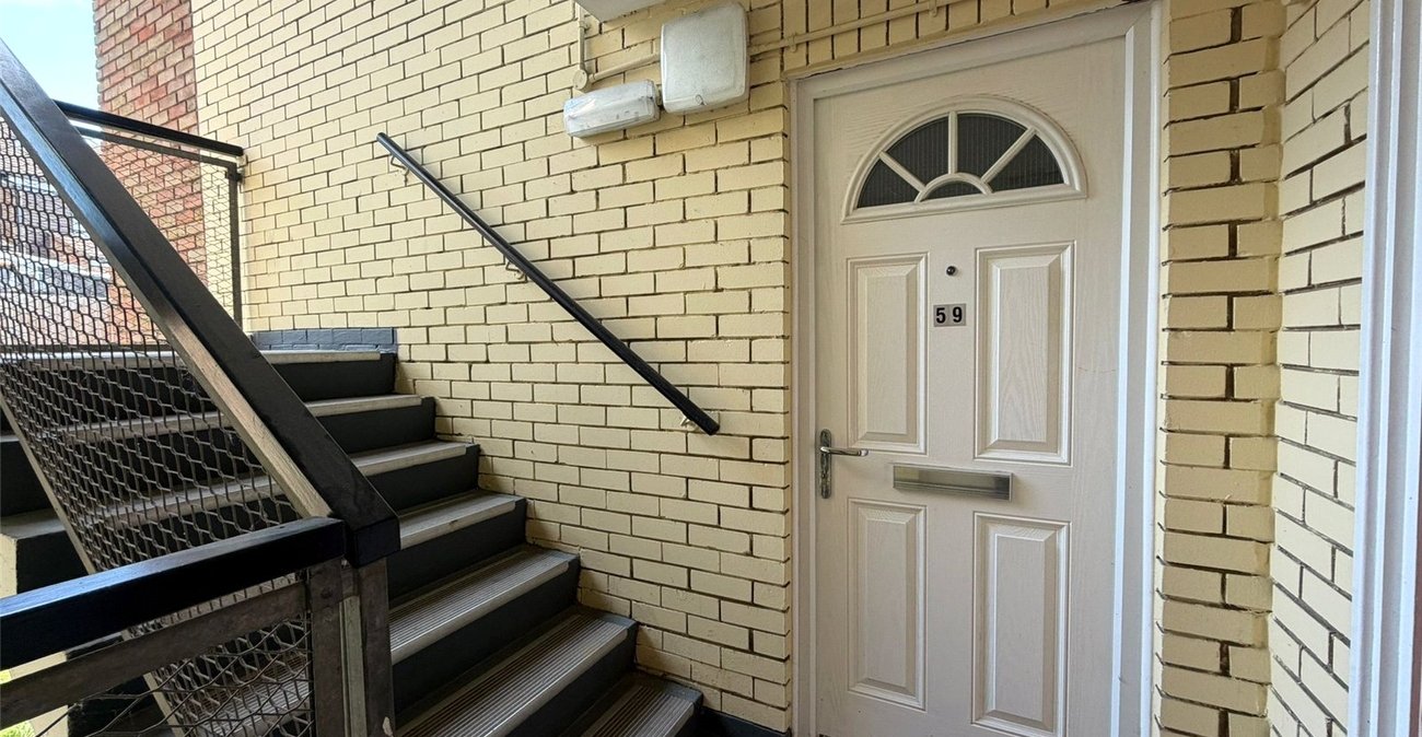 1 bedroom property for sale in Northfleet | Robinson Michael & Jackson