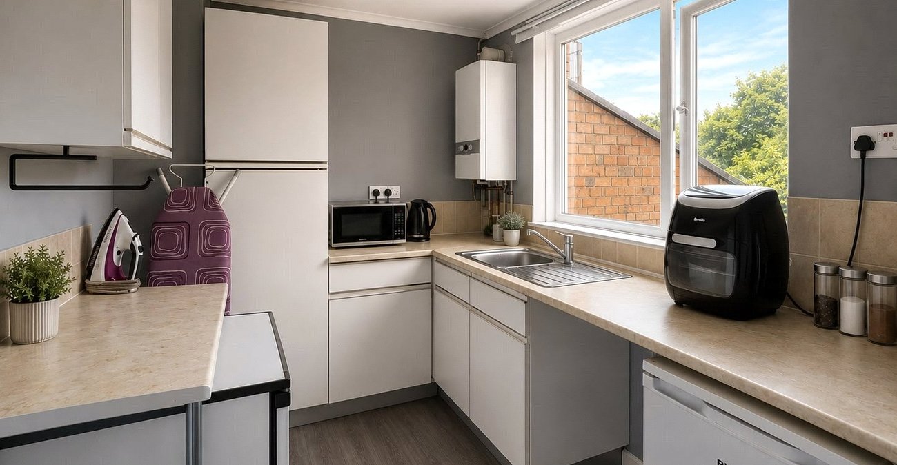 1 bedroom property for sale in Northfleet | Robinson Michael & Jackson