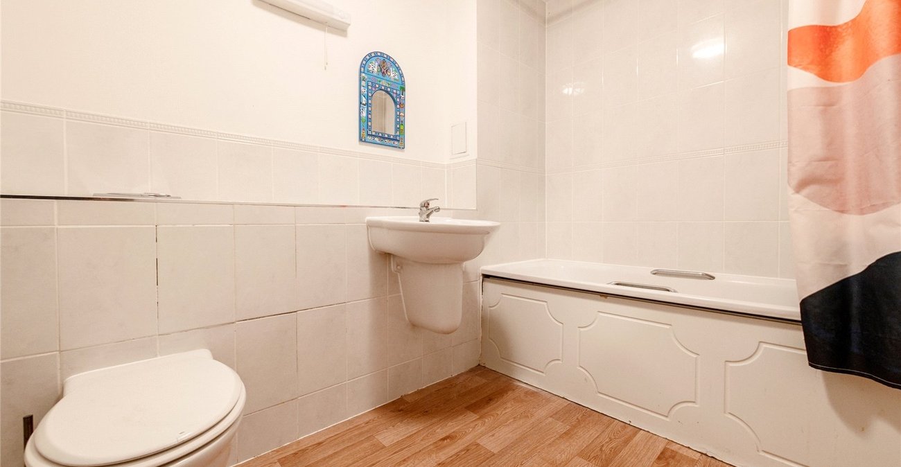 4 bedroom property for sale in Bearsted | Robinson Michael & Jackson
