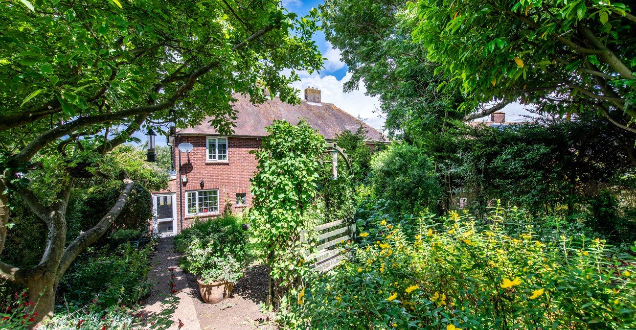3 bedroom house for sale in Wayfield | Robinson Michael & Jackson