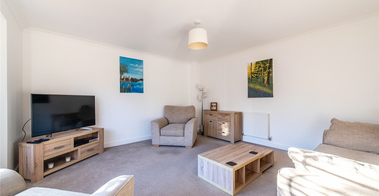 4 bedroom house for sale in Newington | Robinson Michael & Jackson