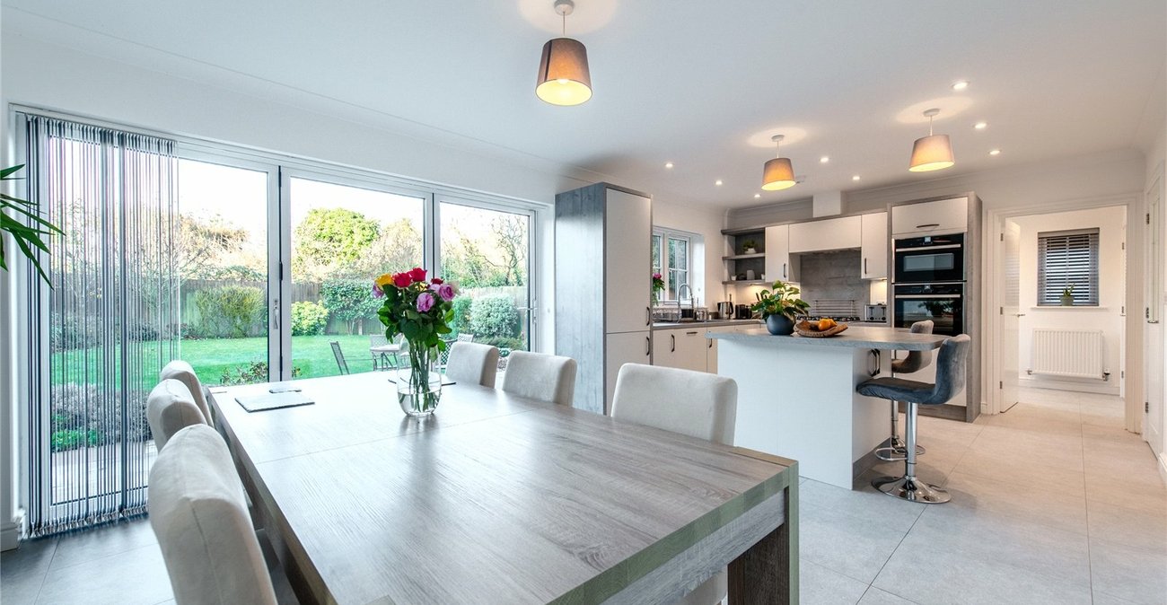 4 bedroom house for sale in Newington | Robinson Michael & Jackson