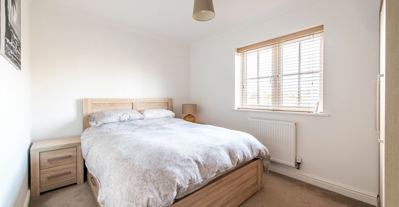 4 bedroom house for sale in Newington | Robinson Michael & Jackson