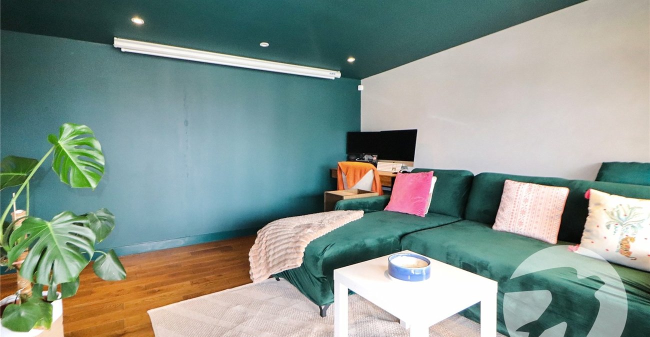 3 bedroom house for sale in Bexleyheath | Robinson Jackson