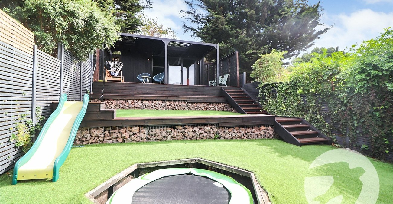 3 bedroom house for sale in Bexleyheath | Robinson Jackson