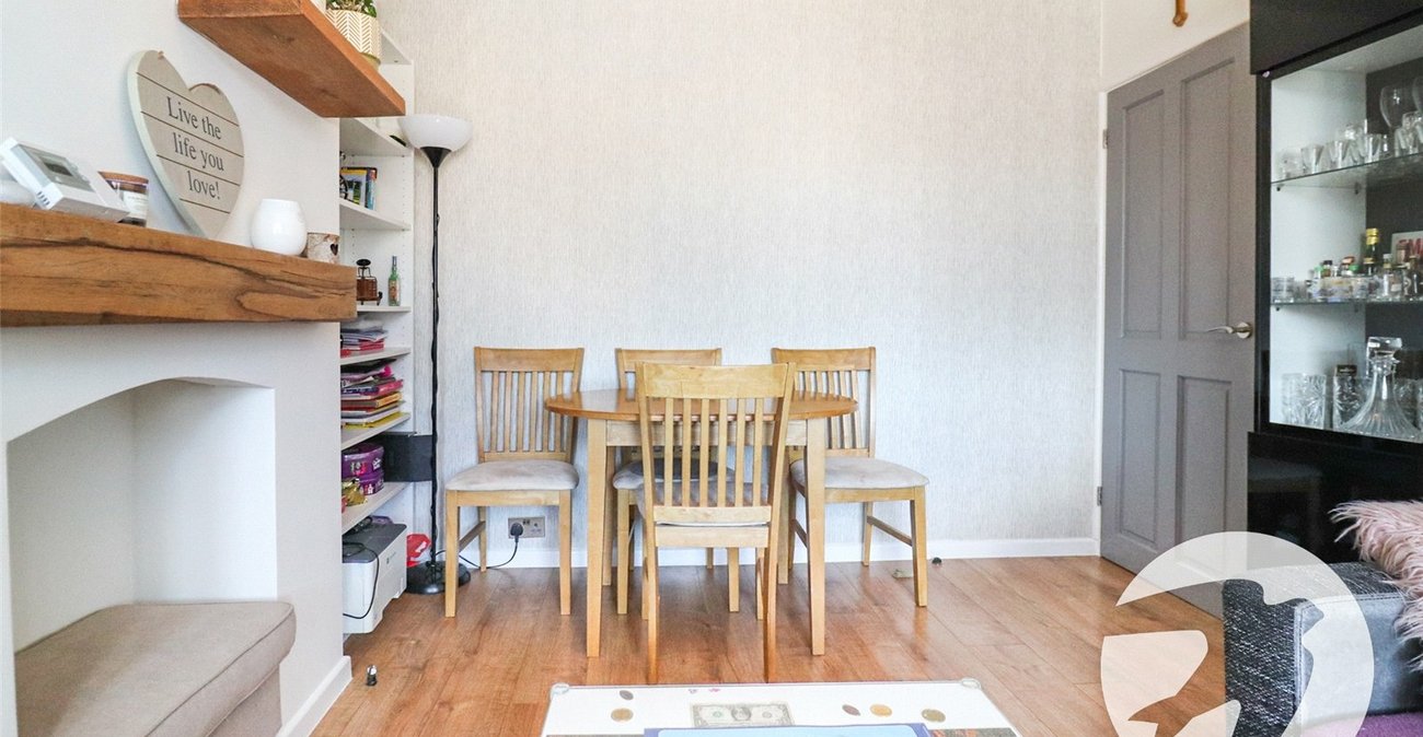 2 bedroom property for sale in Bexleyheath | Robinson Jackson