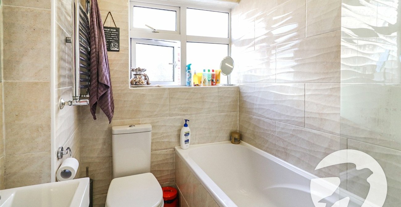 2 bedroom property for sale in Bexleyheath | Robinson Jackson