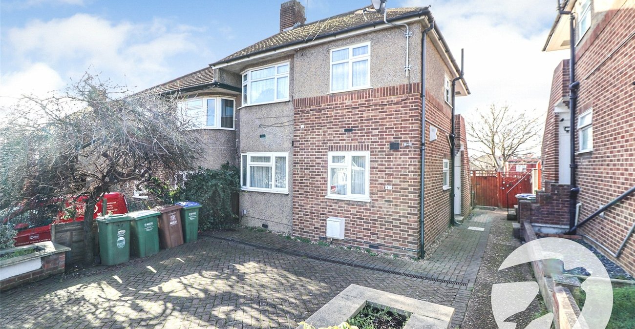 2 bedroom property for sale in Bexleyheath | Robinson Jackson