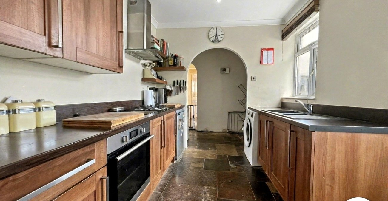 2 bedroom property for sale in Chatham | Robinson Michael & Jackson