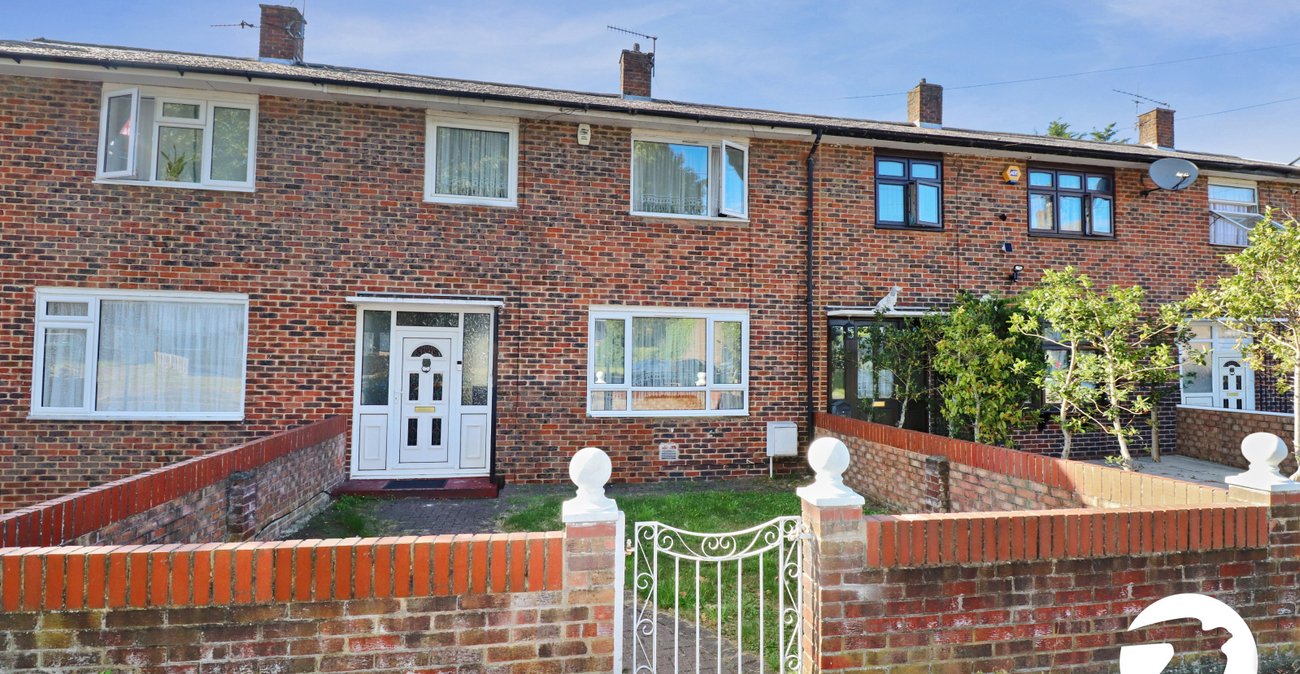 3 bedroom house for sale in Abbey Wood | Robinson Jackson