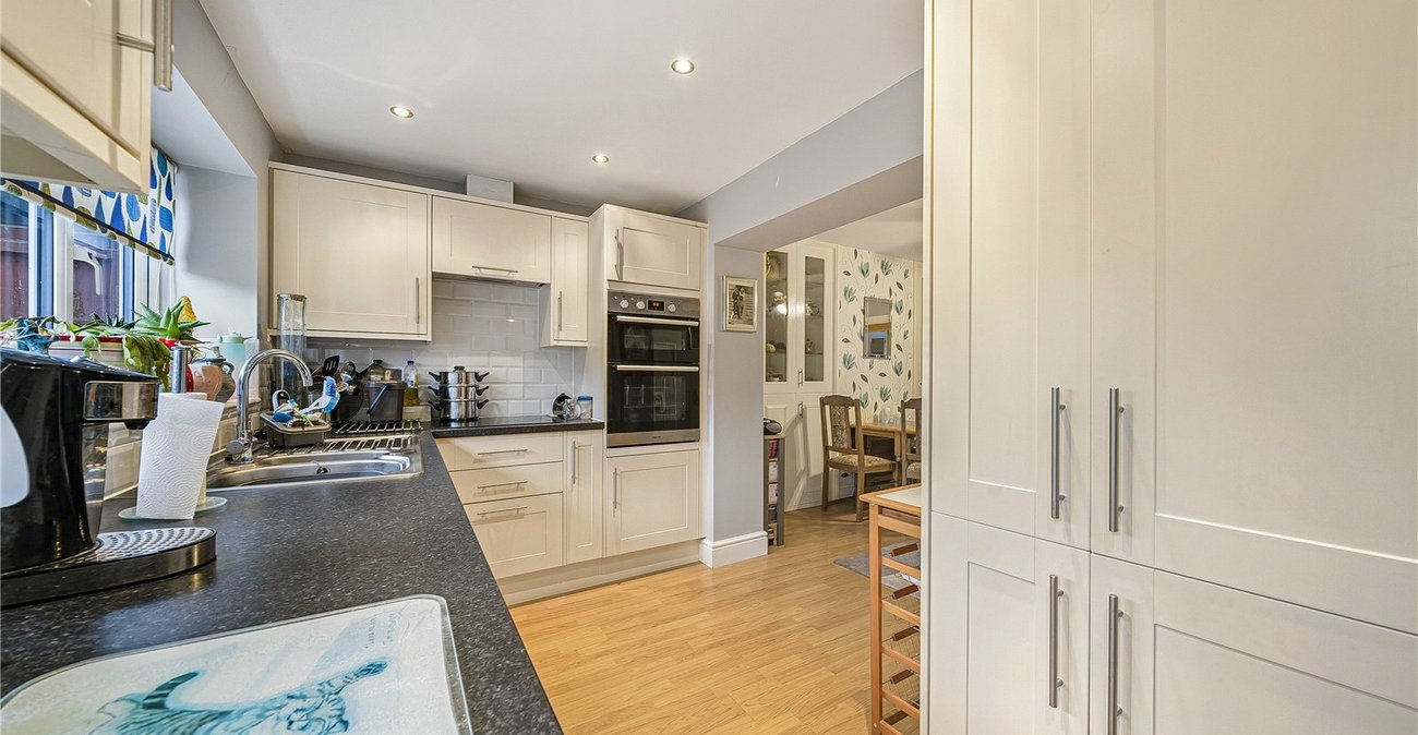 3 bedroom house for sale in Welling | Robinson Jackson