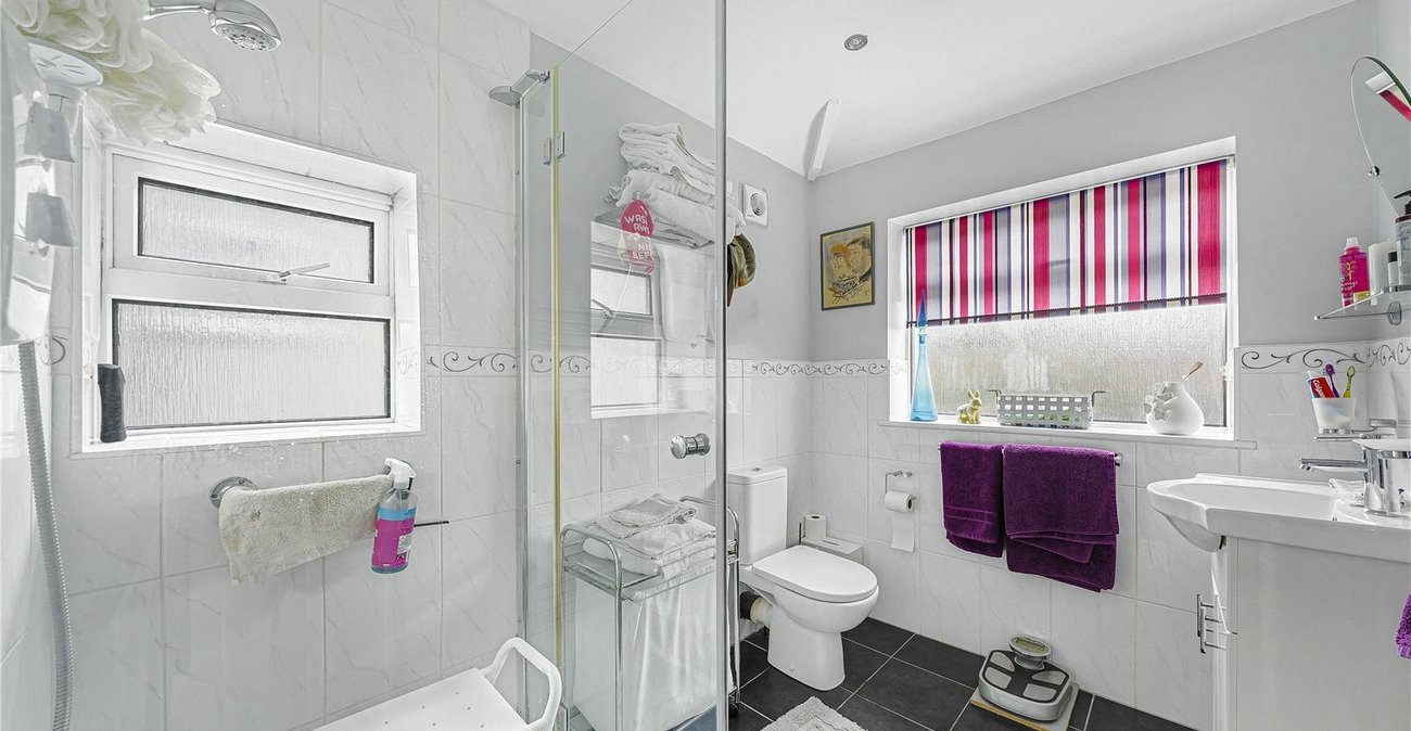 3 bedroom house for sale in Welling | Robinson Jackson