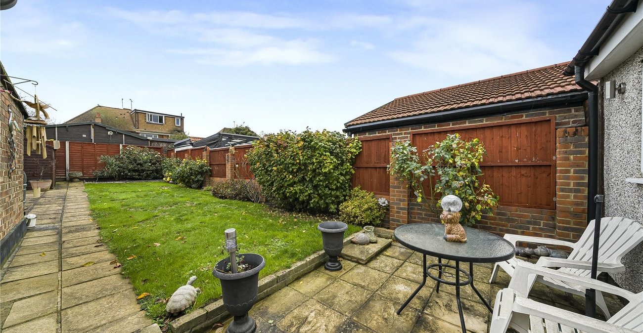 3 bedroom house for sale in Welling | Robinson Jackson