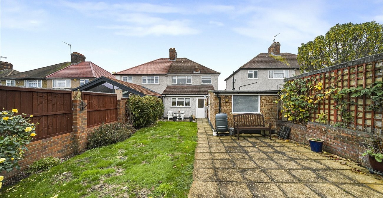 3 bedroom house for sale in Welling | Robinson Jackson