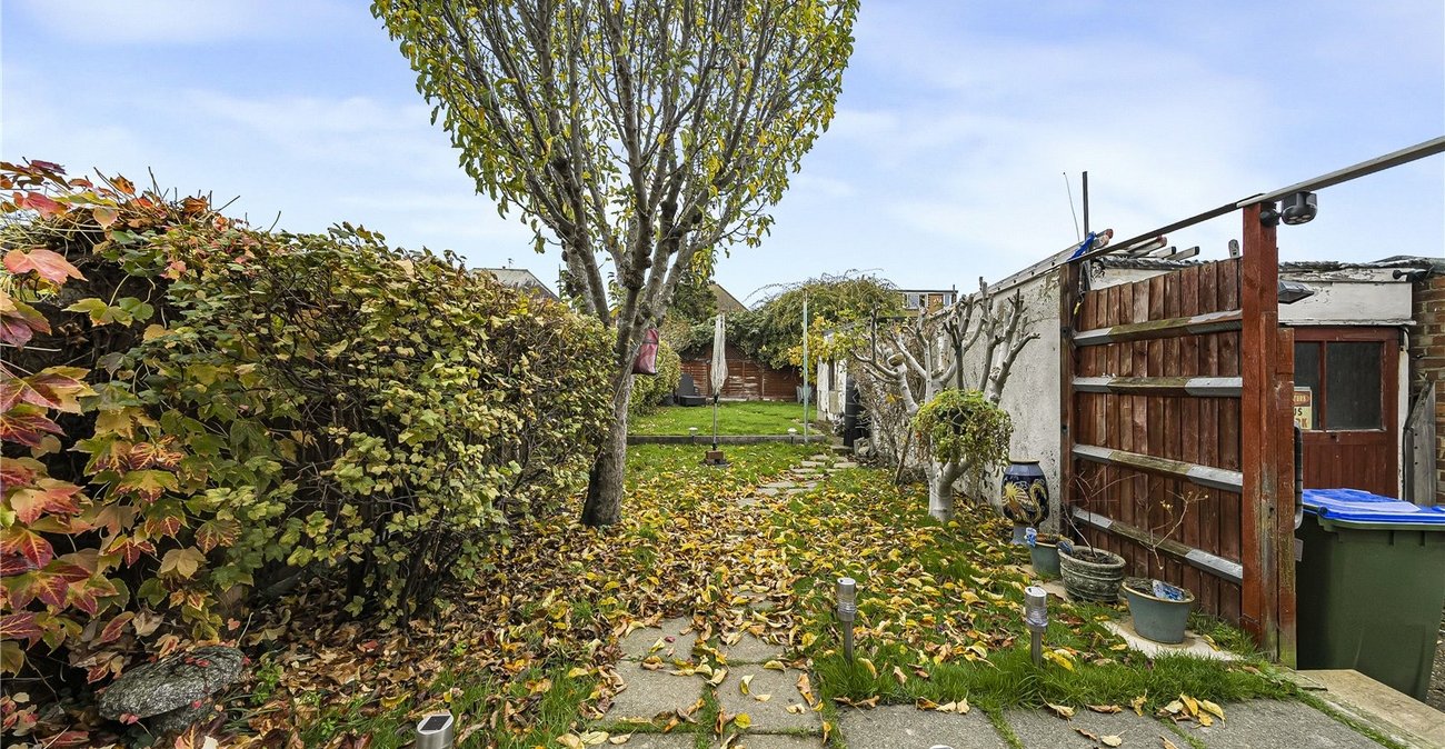 3 bedroom house for sale in Welling | Robinson Jackson