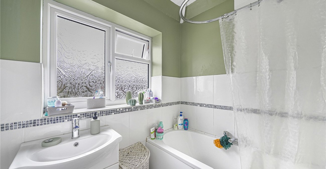 3 bedroom house for sale in Welling | Robinson Jackson