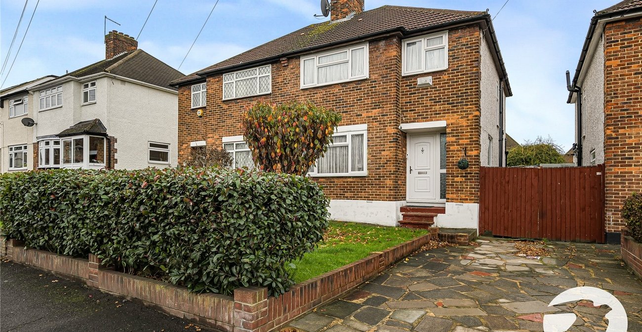 3 bedroom house for sale in Welling | Robinson Jackson