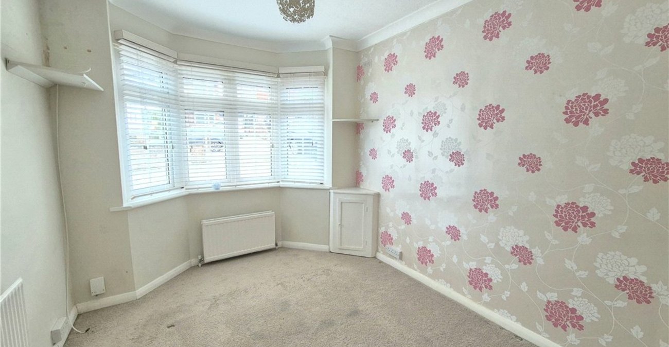 3 bedroom bungalow for sale in St Pauls Cray | Robinson Jackson