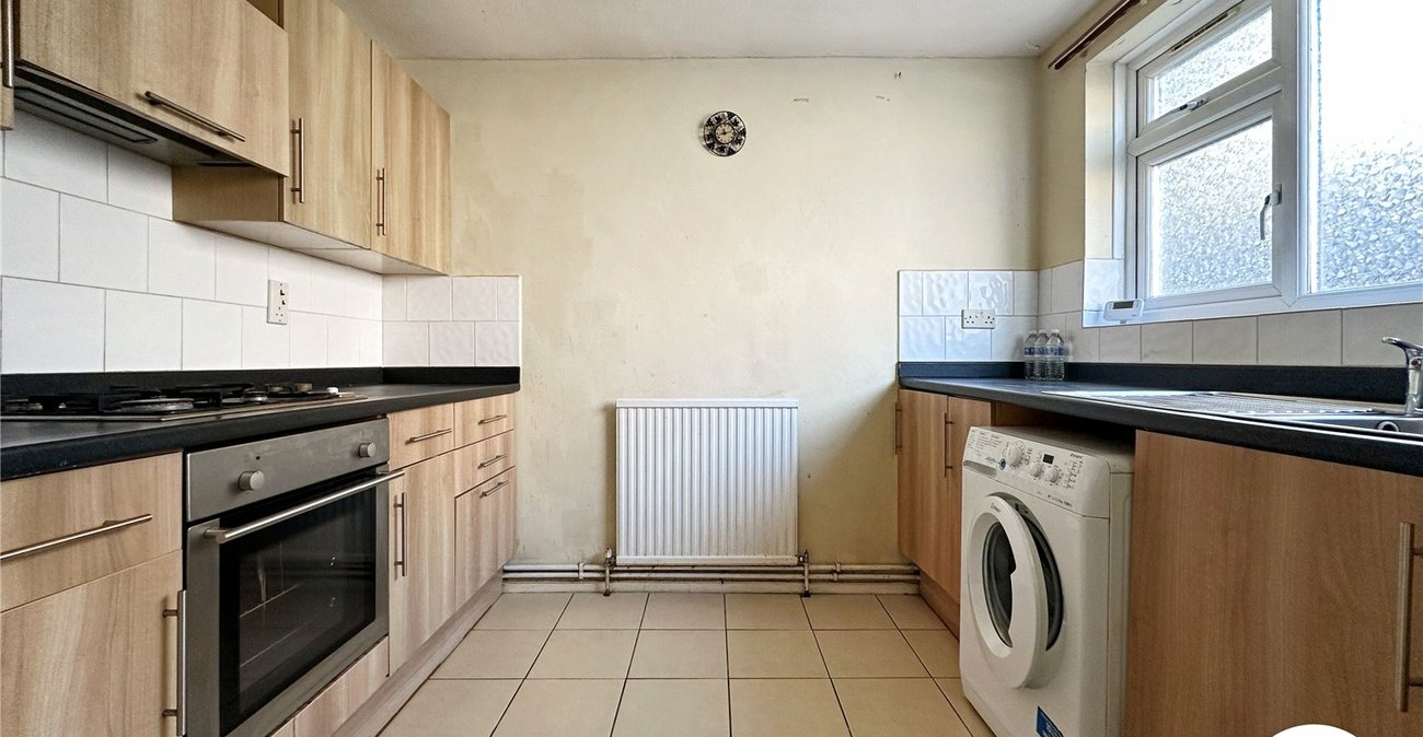 2 bedroom house for sale in Chatham | Robinson Michael & Jackson