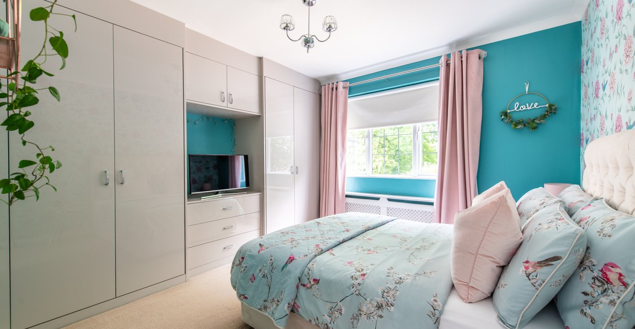 4 bedroom house for sale in Rainham | Robinson Michael & Jackson