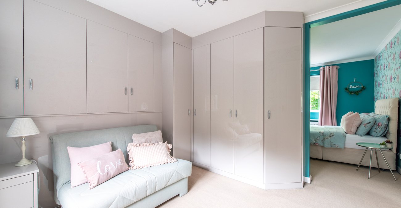 4 bedroom house for sale in Rainham | Robinson Michael & Jackson