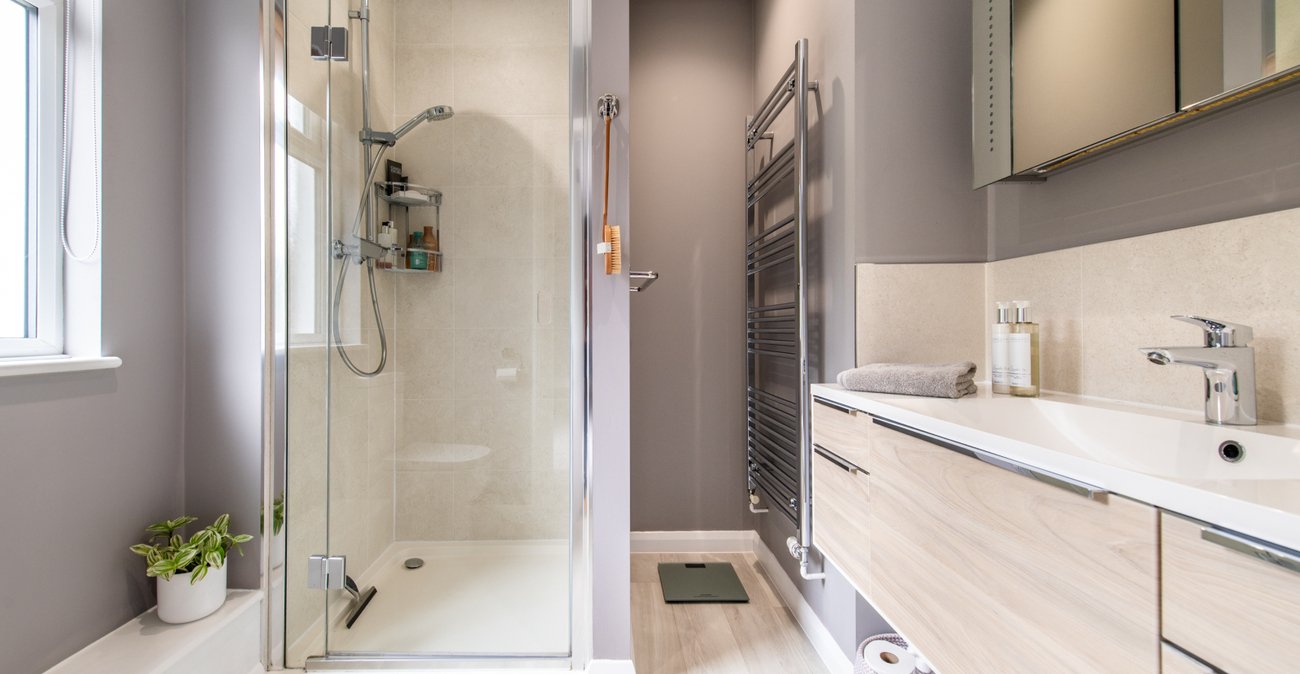 4 bedroom house for sale in Rainham | Robinson Michael & Jackson