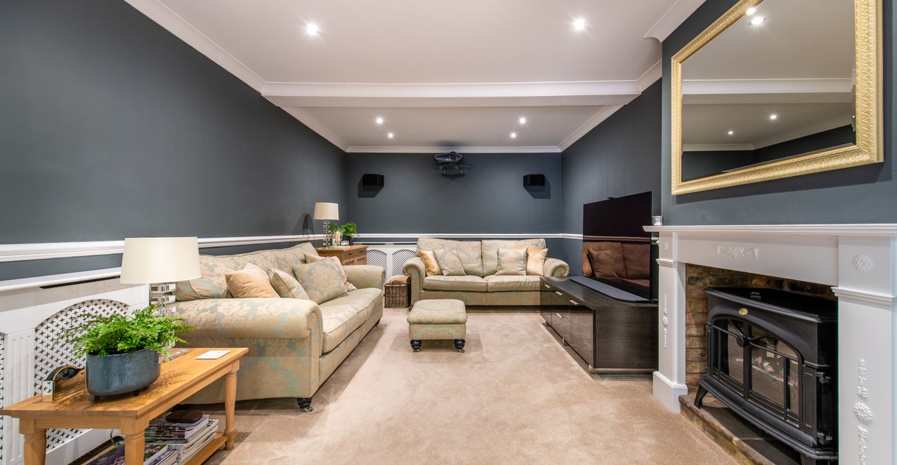 4 bedroom house for sale in Rainham | Robinson Michael & Jackson