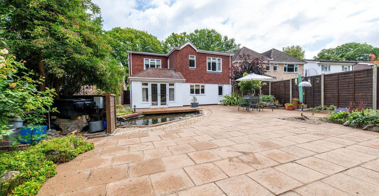 4 bedroom house for sale in Rainham | Robinson Michael & Jackson