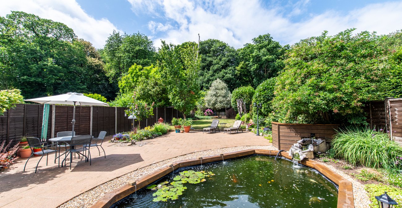 4 bedroom house for sale in Rainham | Robinson Michael & Jackson