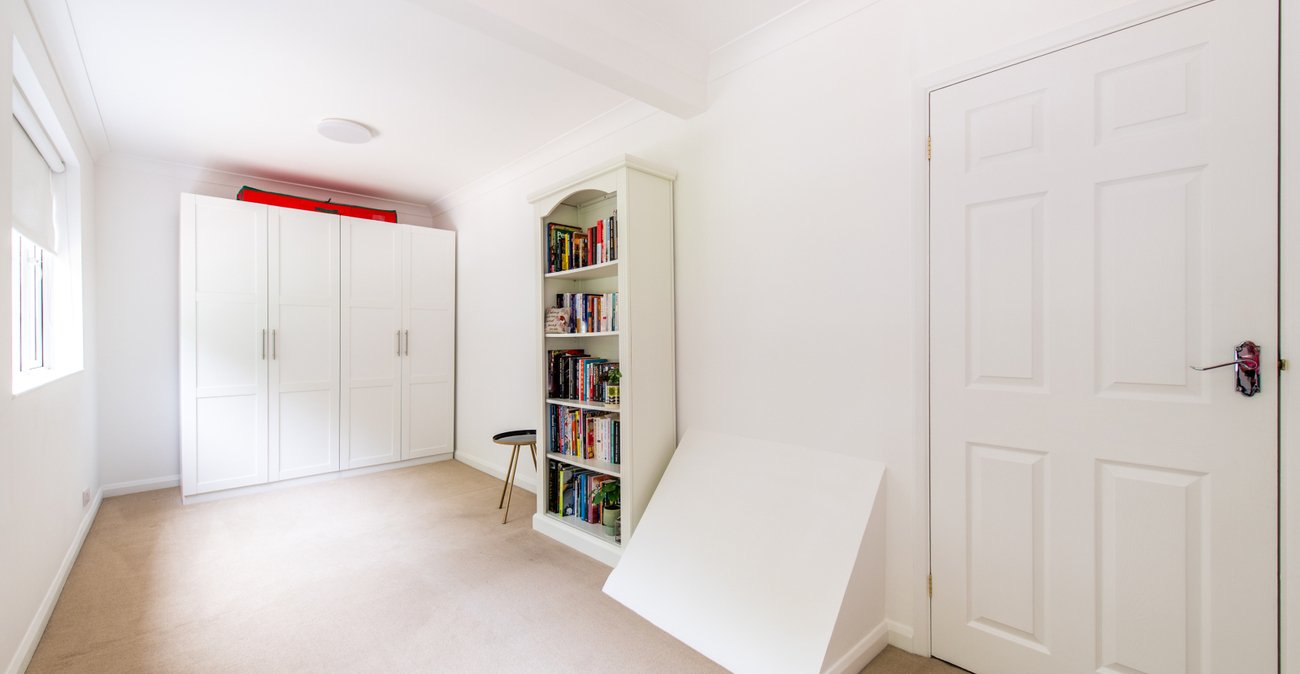 4 bedroom house for sale in Rainham | Robinson Michael & Jackson