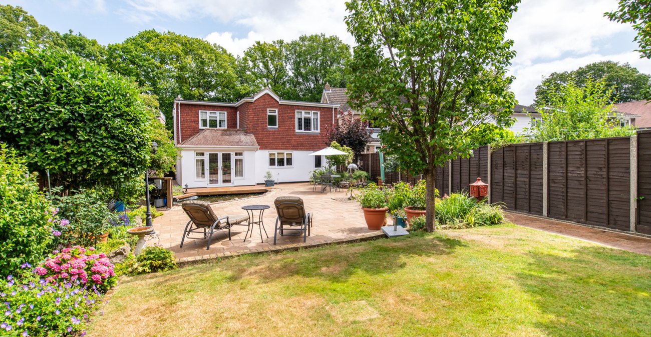 4 bedroom house for sale in Rainham | Robinson Michael & Jackson