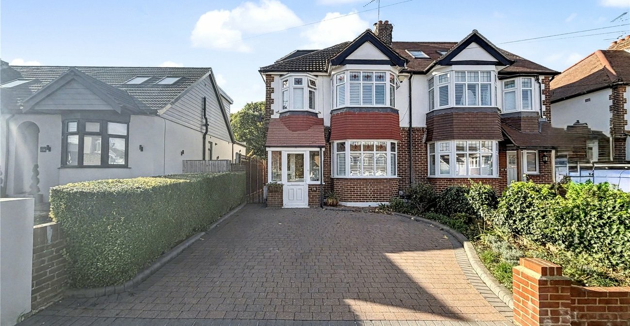 4 bedroom house for sale in Wigmore | Robinson Michael & Jackson