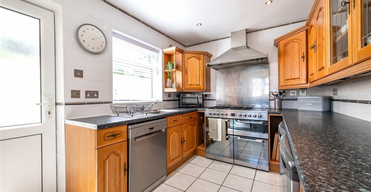 5 bedroom property for sale in Wigmore | Robinson Michael & Jackson