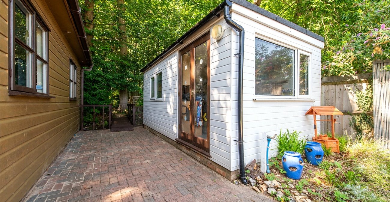 5 bedroom property for sale in Wigmore | Robinson Michael & Jackson