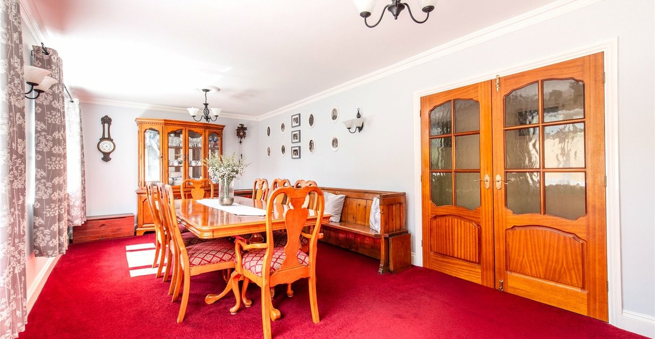 5 bedroom property for sale in Wigmore | Robinson Michael & Jackson