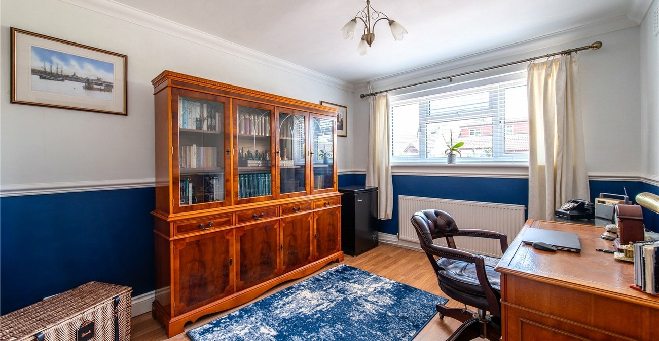 5 bedroom property for sale in Wigmore | Robinson Michael & Jackson