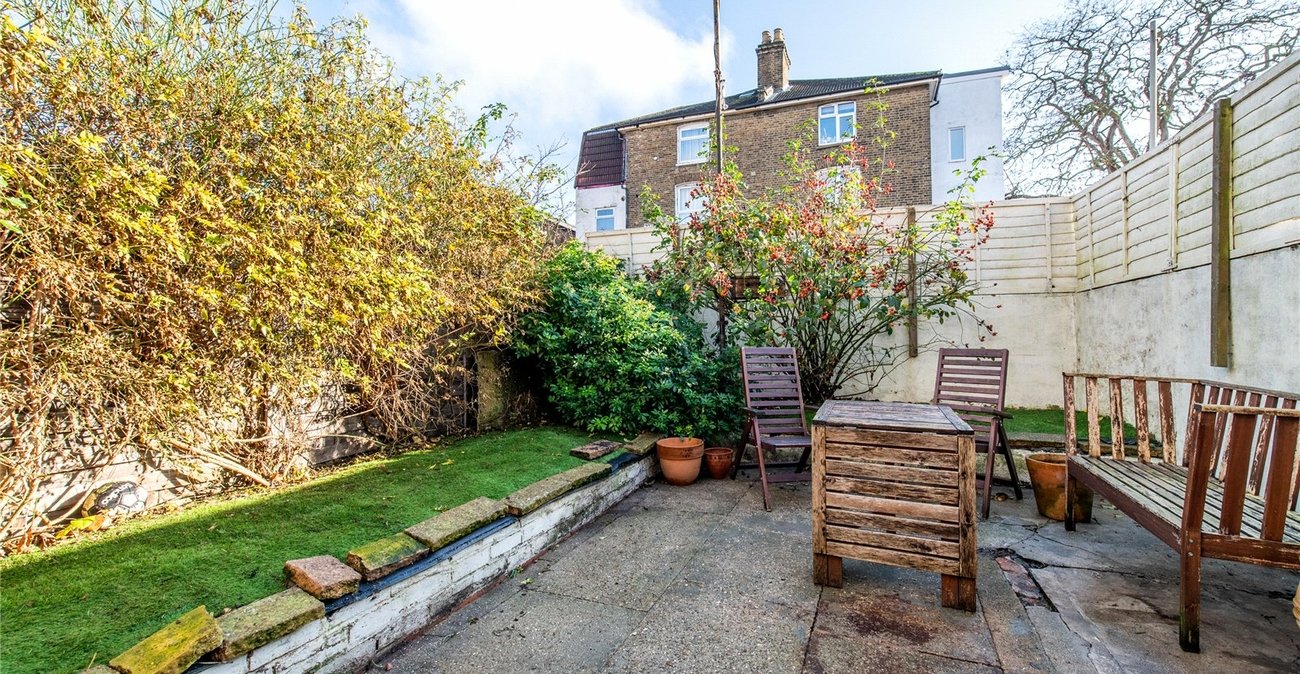 4 bedroom house for sale in Gravesend | Robinson Michael & Jackson