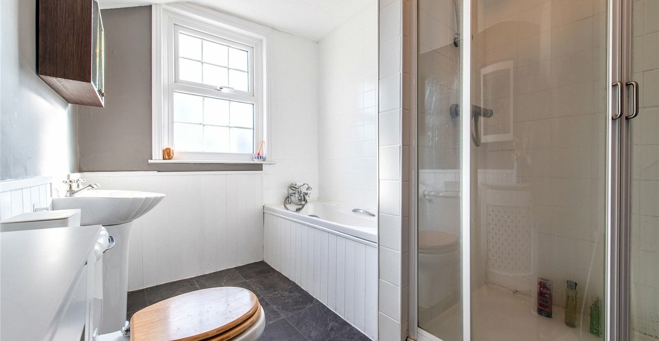 4 bedroom house for sale in Gravesend | Robinson Michael & Jackson