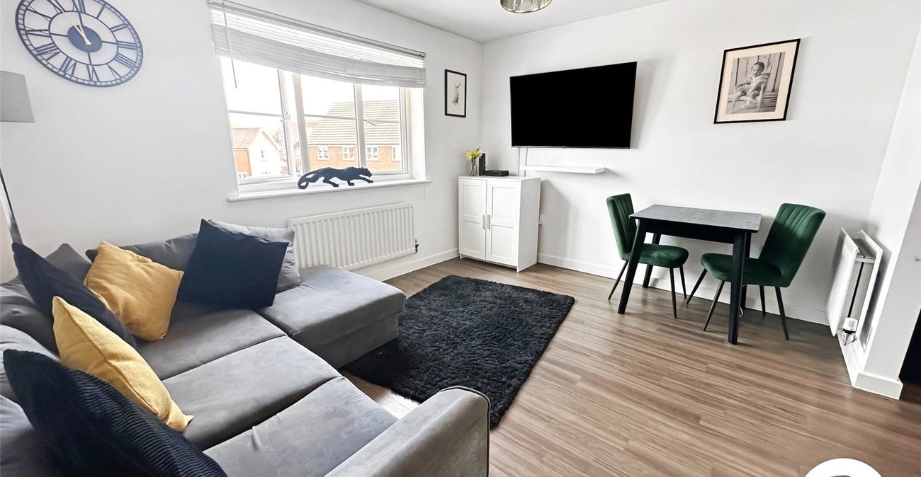 2 bedroom house for sale in Wainscott | Robinson Michael & Jackson