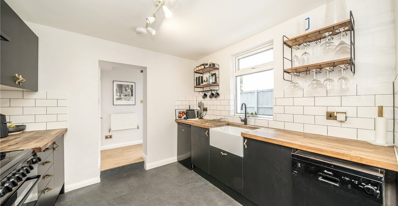 1 bedroom property for sale in Shooters Hill | Robinson Jackson