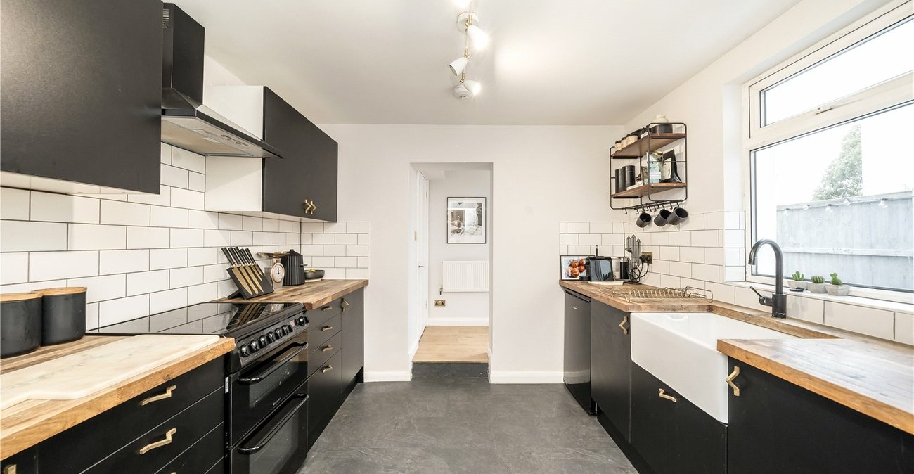 1 bedroom property for sale in Shooters Hill | Robinson Jackson