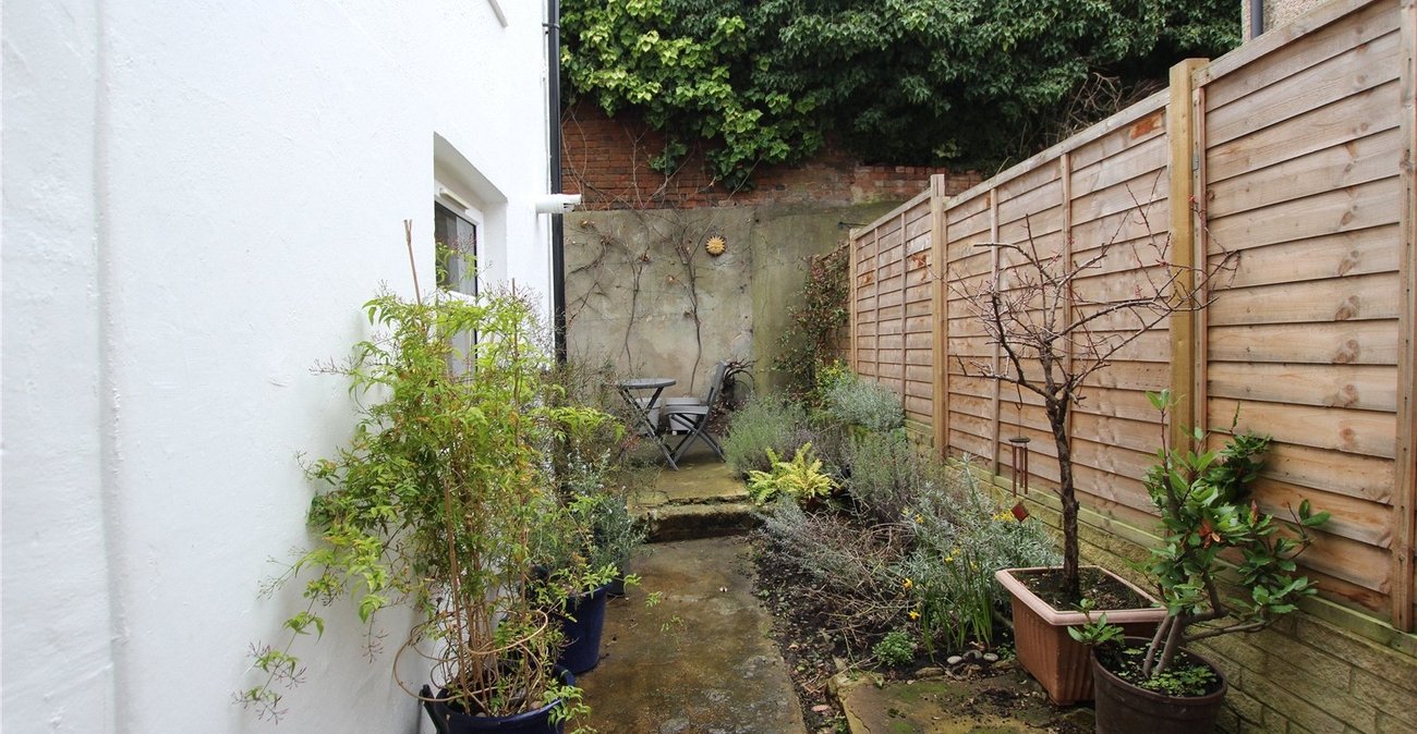 3 bedroom house for sale in Plumstead | Robinson Jackson