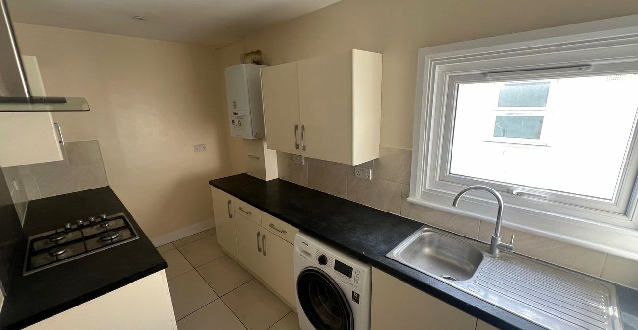 2 bedroom property for sale in Woolwich | Robinson Jackson